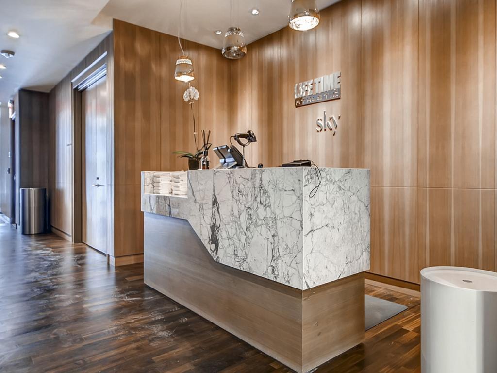 Global Luxury Suites At Sky New York Exterior photo